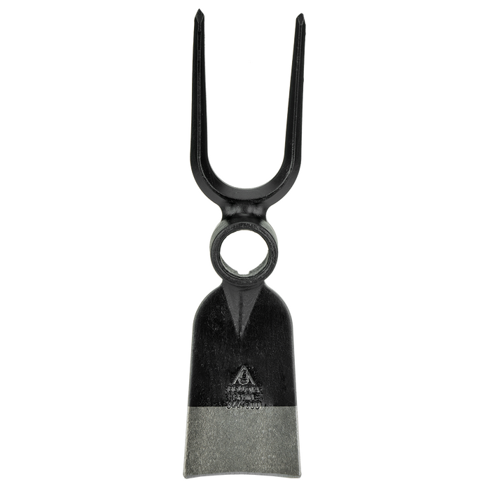 Fork with diamond-shaped tooth and hoe