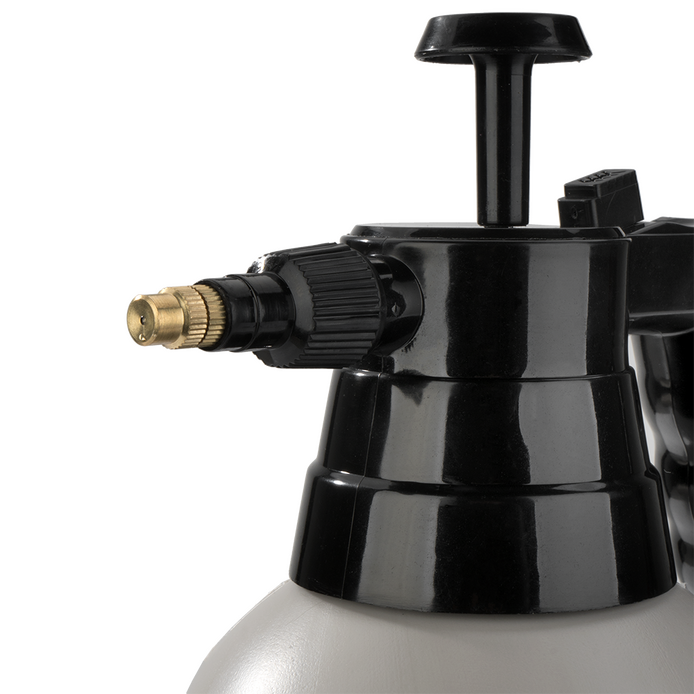 BELLOTA Pre-set pressure sprayer 2L for garden